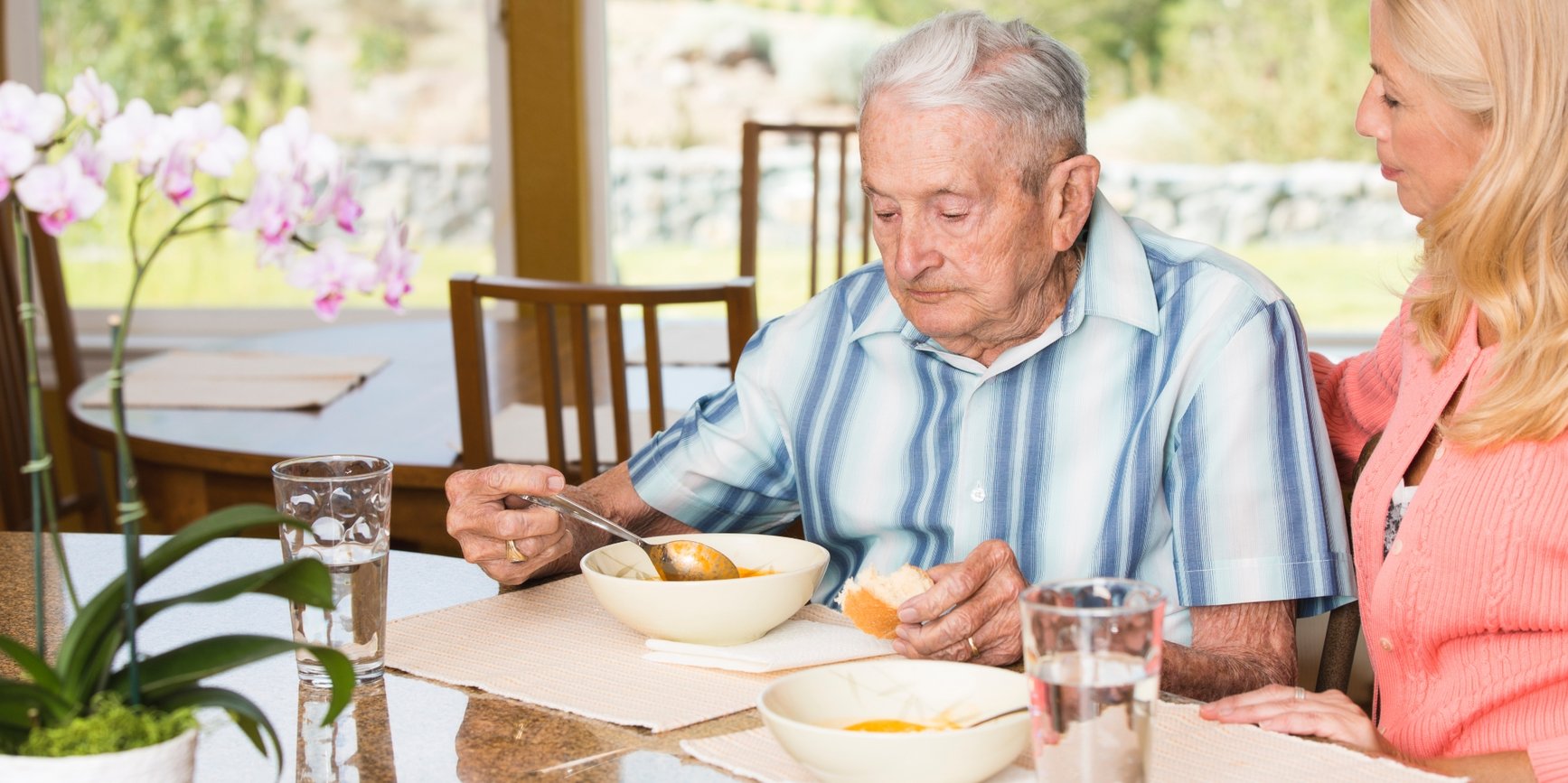 5 Common Signs of Poor Diet in Older Adults